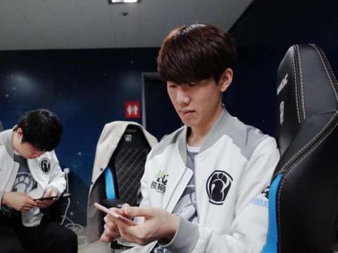 LPL德国杯后续赛程：明天的 Top Esports vs. ThunderTalk Gaming 的胜者将在29日与 Anyone's Legend 争夺冠军！